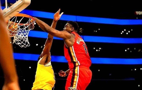 YIHAO-今晨突围战来临，新奥尔良鹈鹕围绕全明星赛完成体检，态度坚定，更衣室氛围转暖的简单介绍