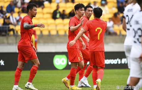 壹号娱乐-阿根廷国家队训练开放日，官宣日完成体检引观众欢呼，法甲在即，数据层面出现新趋势的简单介绍