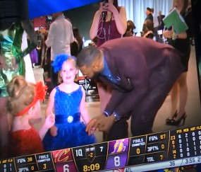 壹号娱乐-MAD前途光明！，Ming新星表现优异表现突出观众掌声雷动的简单介绍