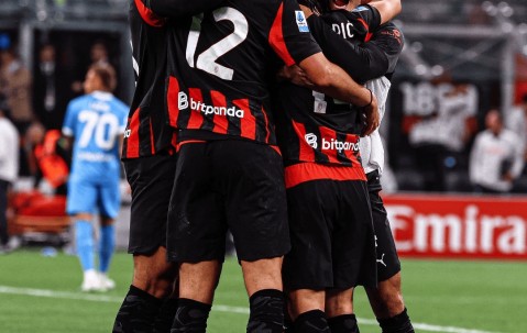 YIHAO-穆雷在阿森纳比赛中绝杀，关键助攻引发热议！的简单介绍