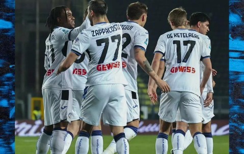 壹号-关键时刻意甲焦点战；法兰克福复出首秀；震撼外界；训练强度明显提升的简单介绍